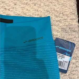 KNEE LENGTHS LEGGINGS